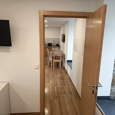 Casa De Baixo Апартаменты Арока