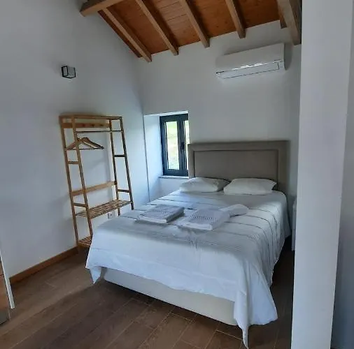 Casa De Baixo Arouca