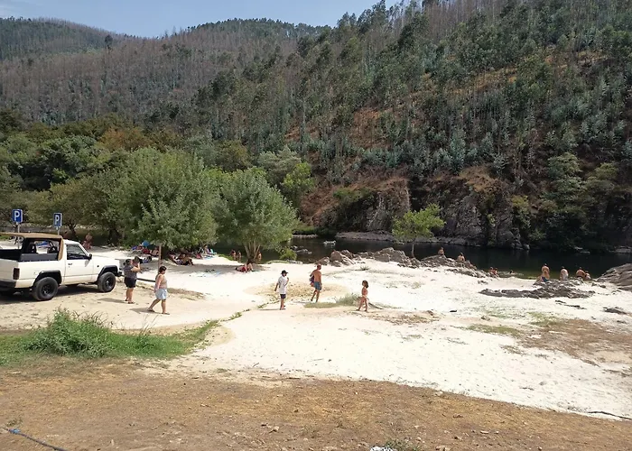 דירה Casa De Baixo